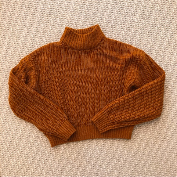 H&M Divided Mock Neck Sweater - Picture 1 of 2